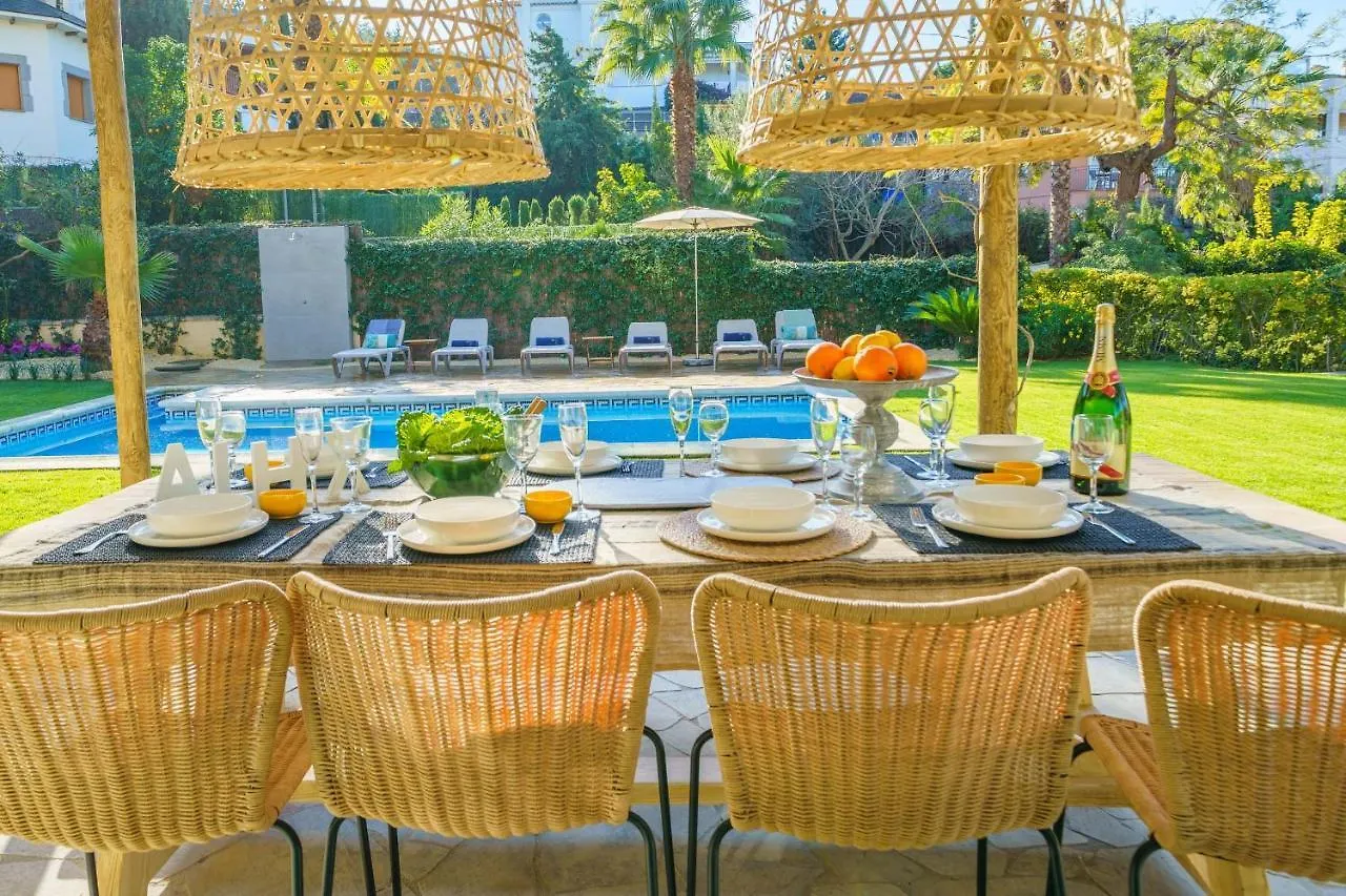 By The Sea Lux House - Gran Piscina En Playa Fenals Villa Lloret de Mar Spain
