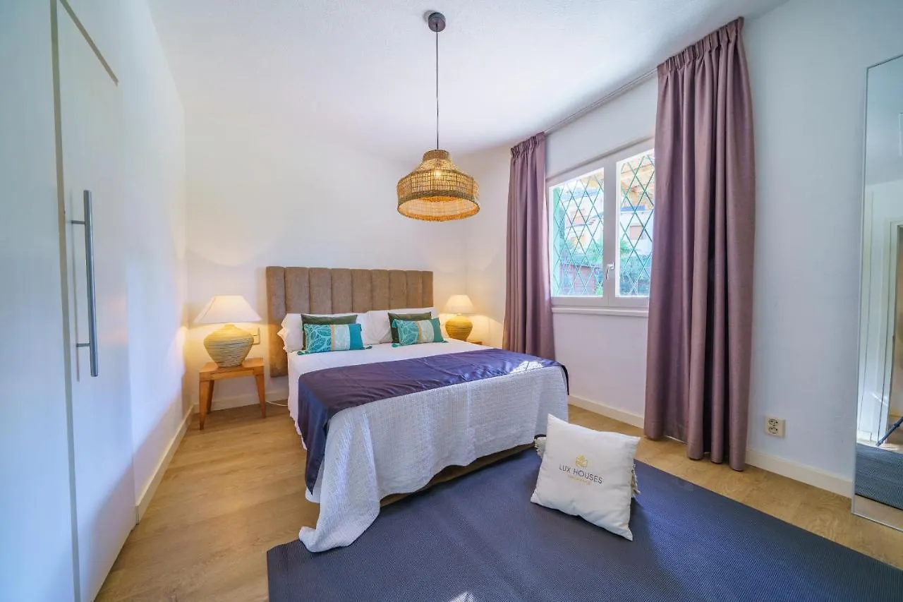 By The Sea Lux House - Gran Piscina En Playa Fenals Villa Lloret de Mar