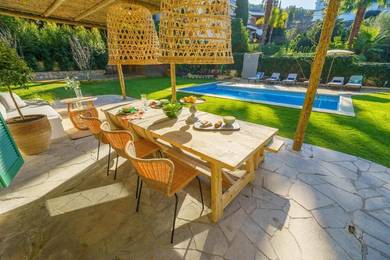 By The Sea Lux House - Gran Piscina En Playa Fenals Villa Lloret de Mar Spain